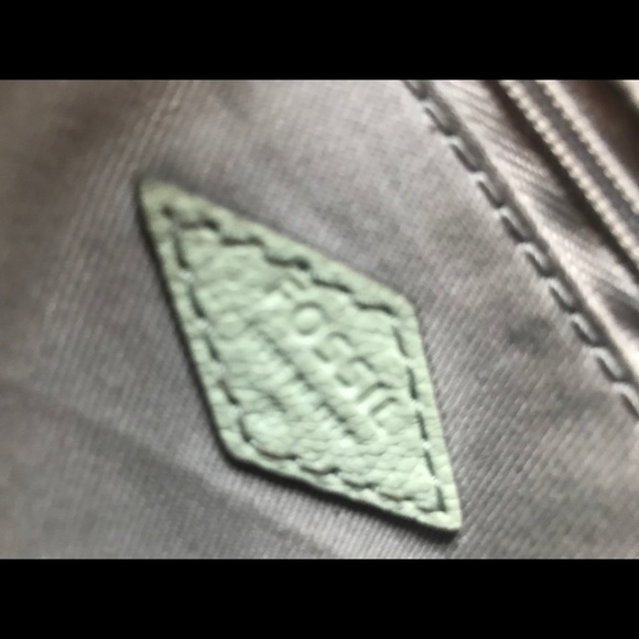 Mint green fossil purse - Picture 7 of 8